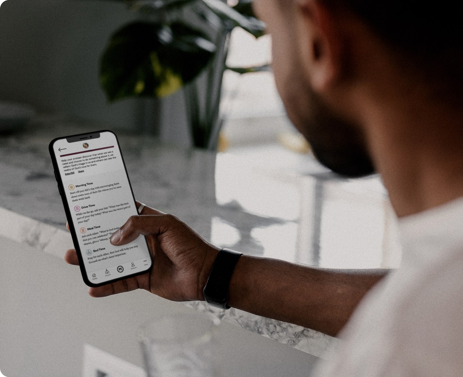 Engaging Every Parent Using Parent Cue App on Phone